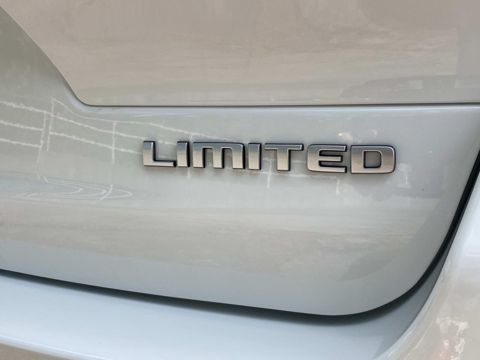 New 2026 Jeep Grand Cherokee L LIMITED 4X4 Sport Utility