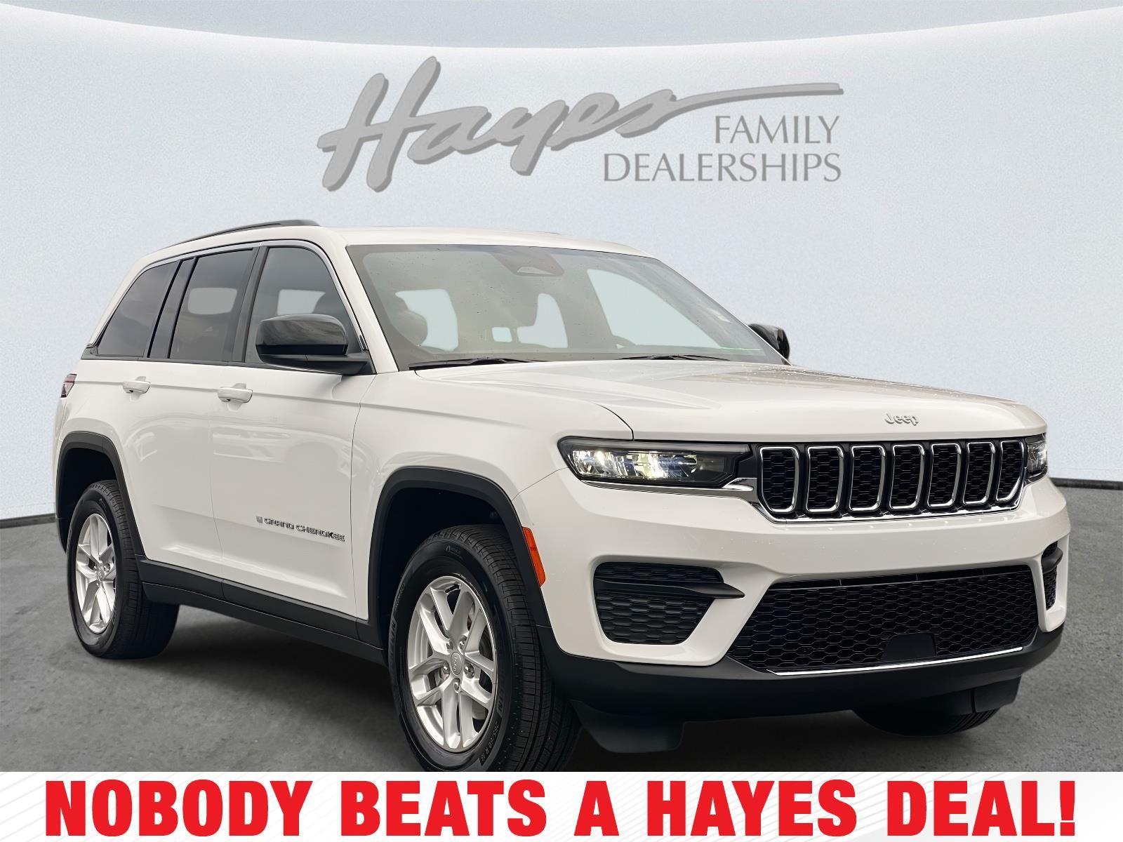 2024 Jeep Grand Cherokee Laredo's photo