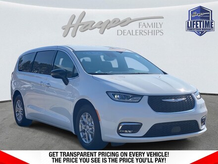 2026 Chrysler Pacifica SELECT Passenger Van