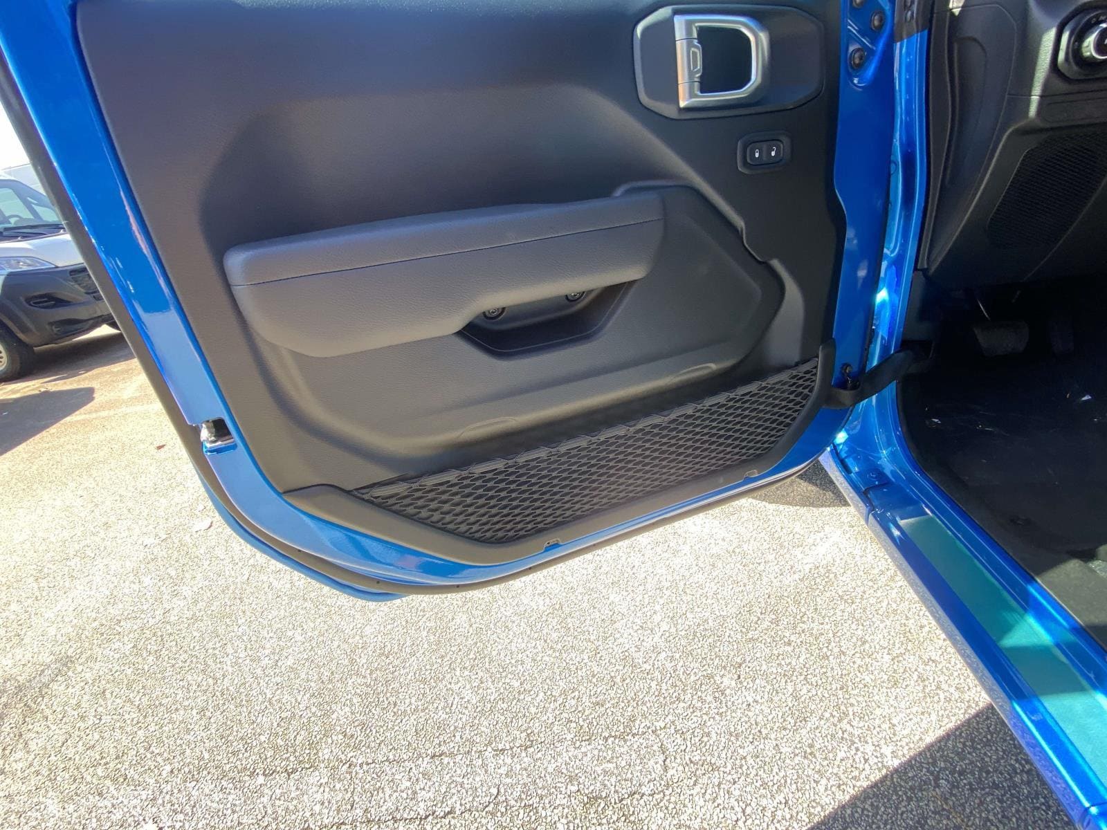 2026 Jeep Wrangler 2-Door Sport - Photo 11