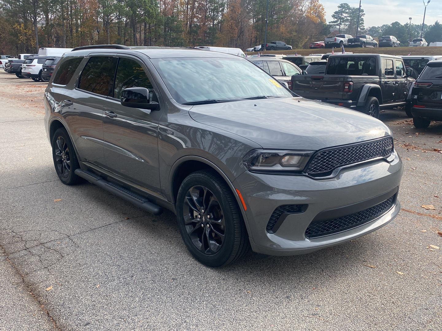 2024 Dodge Durango SXT photo 2