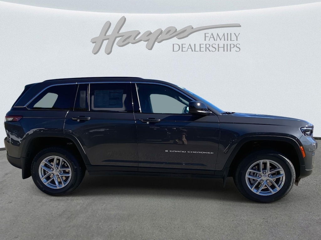 New 2025 Jeep Grand Cherokee LAREDO X 4X2 Sport Utility
