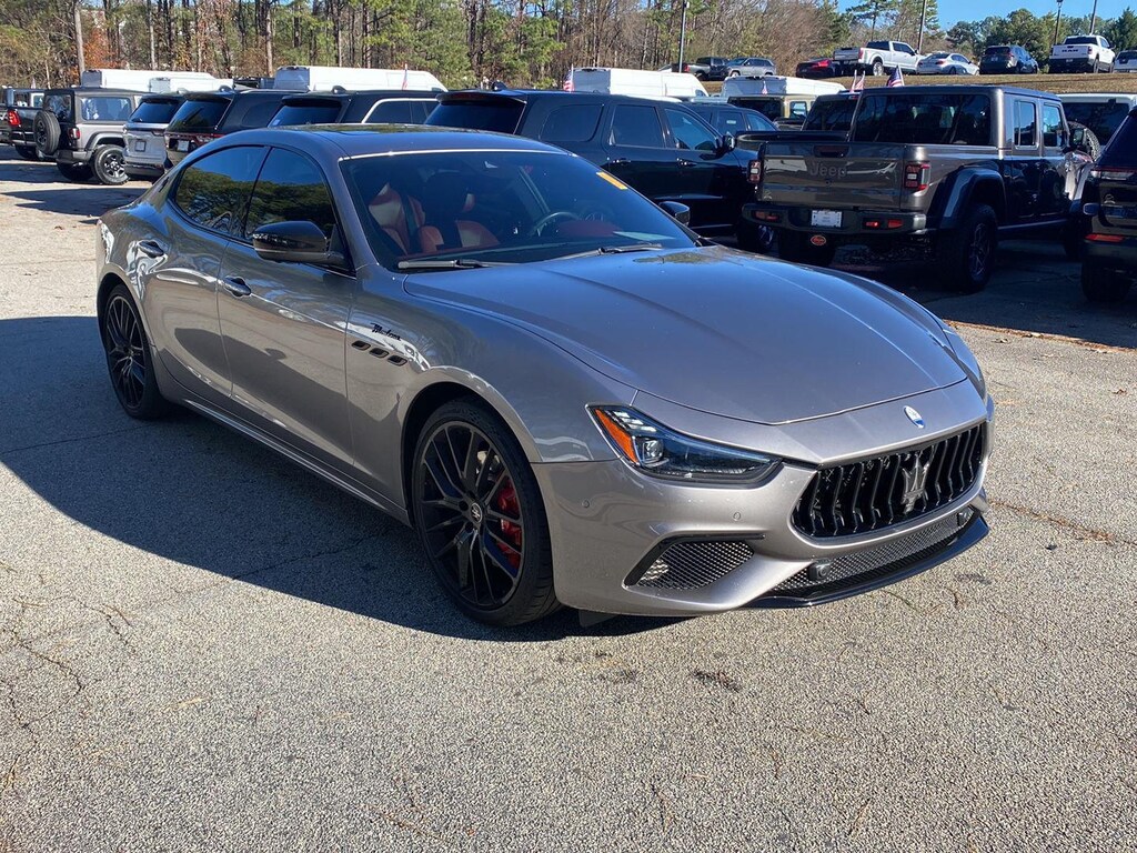 Used 2022 Maserati Ghibli Modena Sedan
