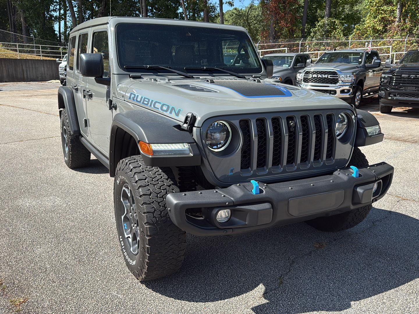 2023 Jeep Wrangler 4xe Rubicon photo 2