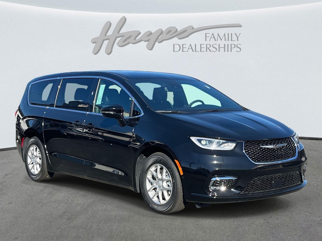 New 2026 Chrysler Pacifica SELECT Passenger Van