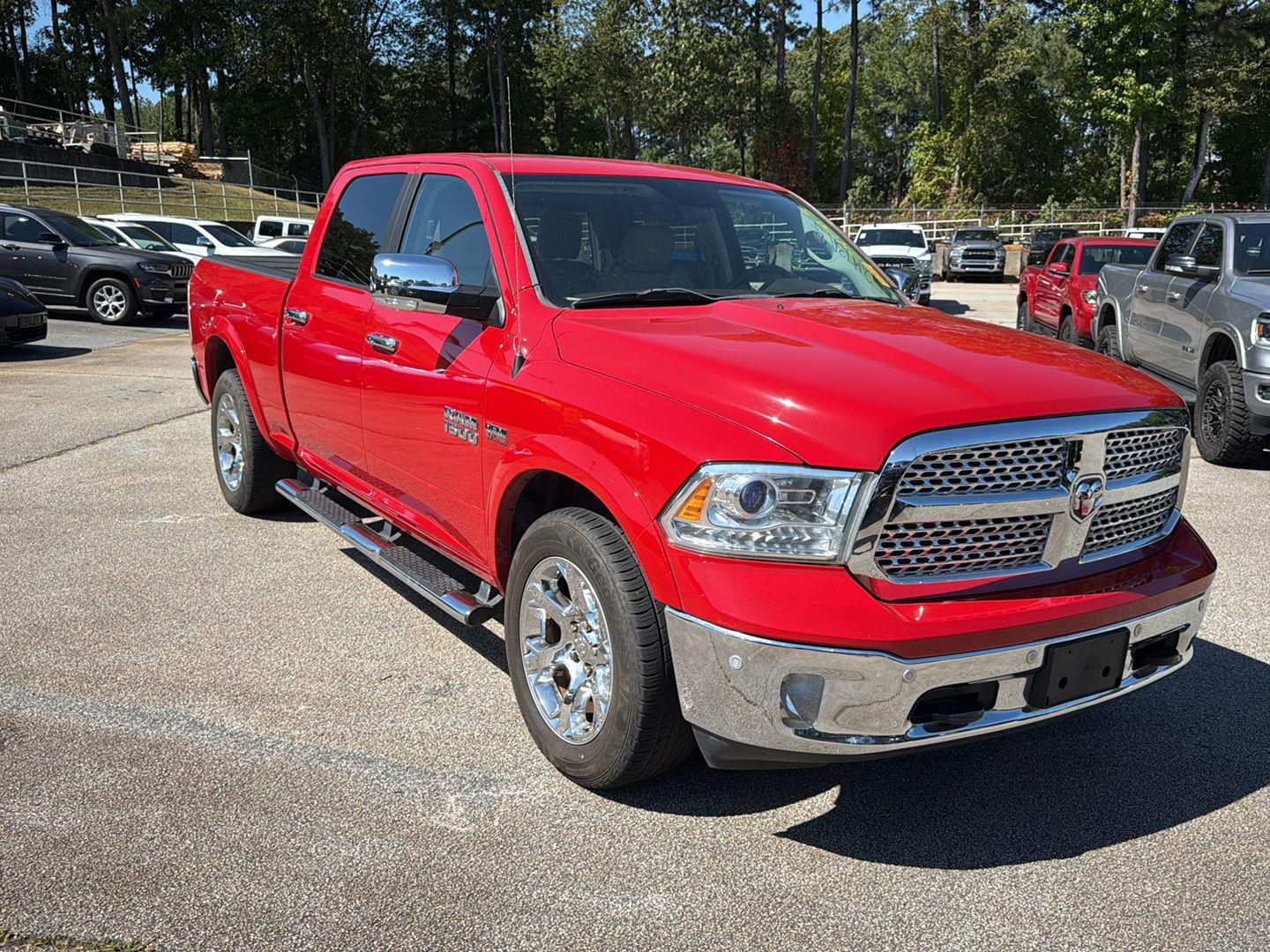 2016 Ram 1500 Laramie photo 3