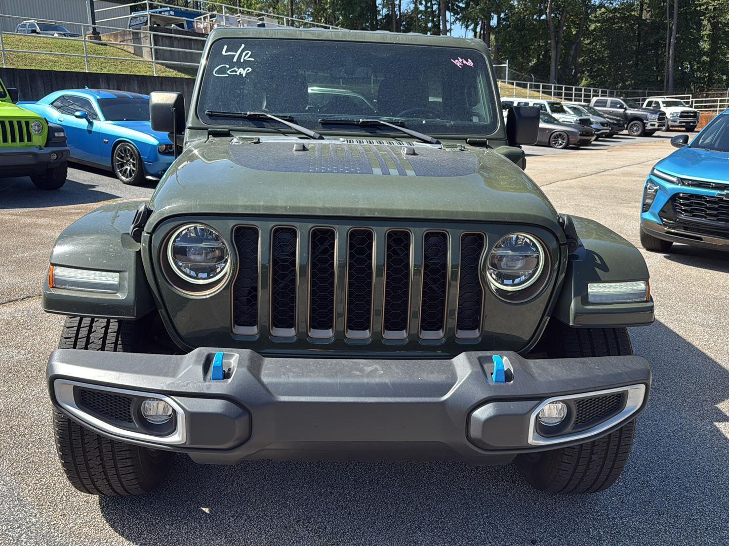 2022 Jeep Wrangler 4xe Unlimited Sahara photo 2