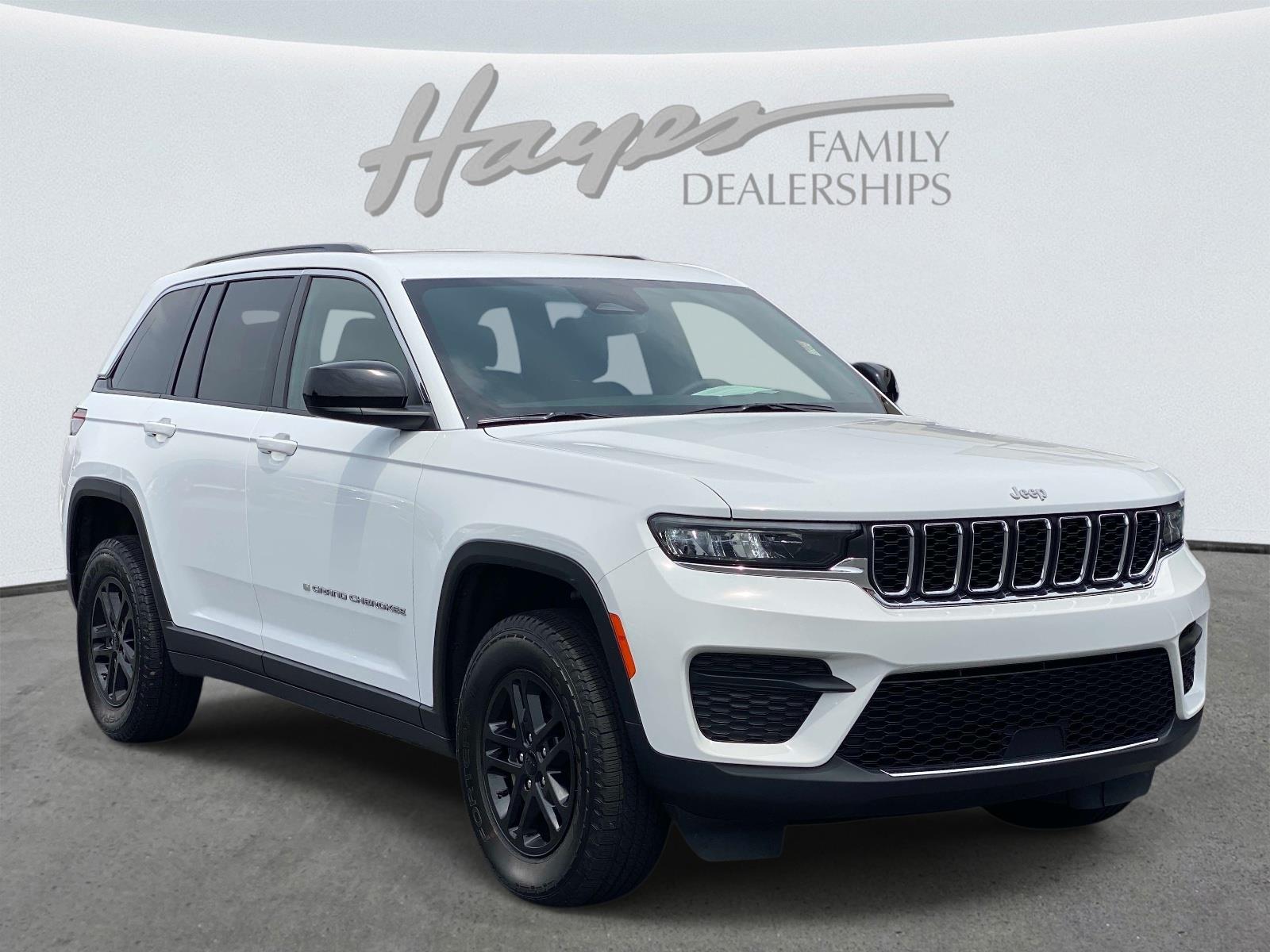 2025 Jeep Grand Cherokee Laredo's photo