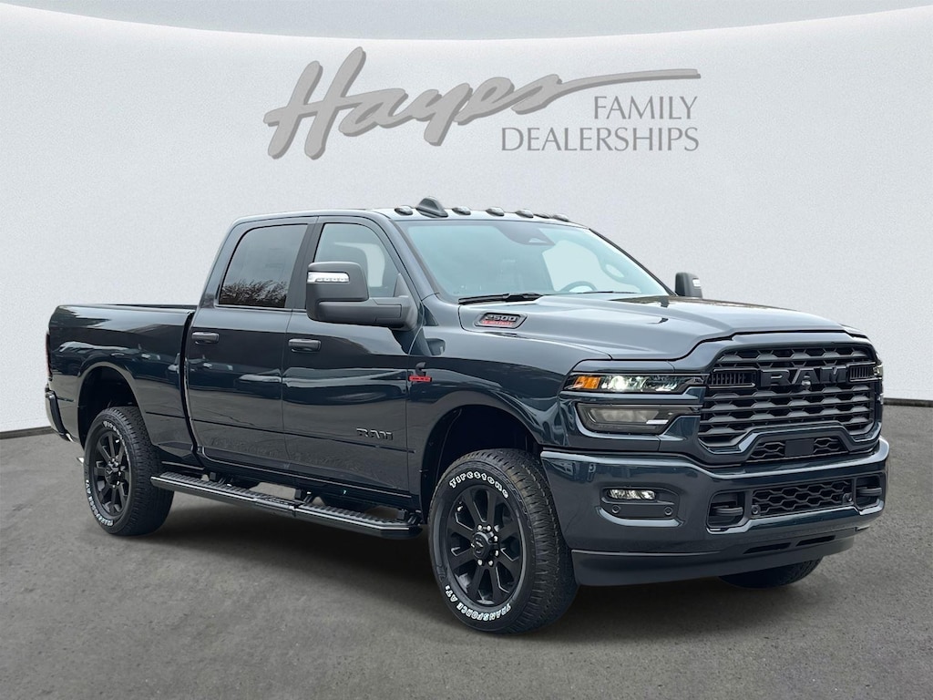 New 2026 Ram 2500 BIG HORN CREW CAB 4X4 6'4 BOX Pickup