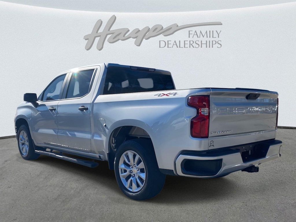 Used 2022 Chevrolet Silverado 1500 LTD Custom Truck