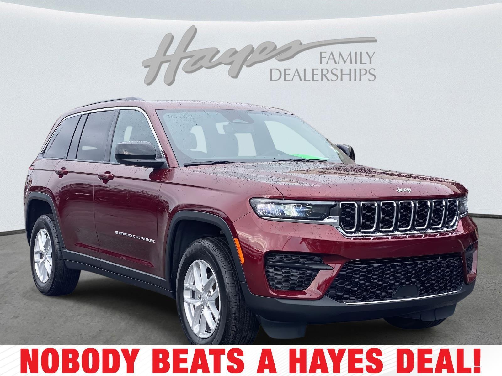 2024 Jeep Grand Cherokee Laredo's photo