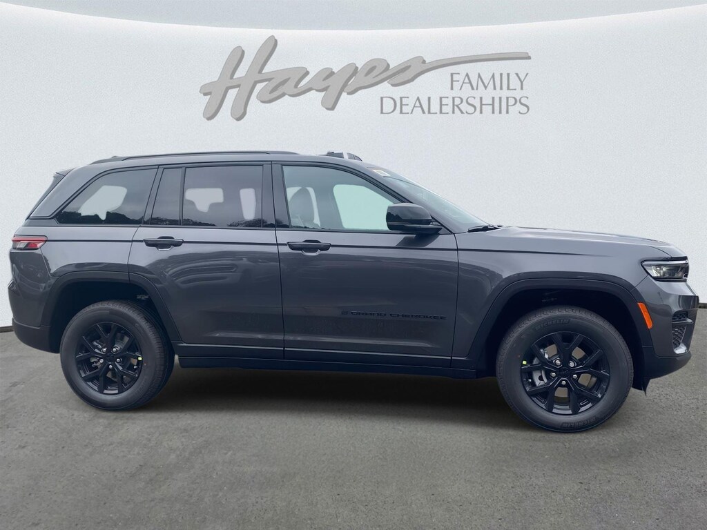New 2025 Jeep Grand Cherokee ALTITUDE X 4X4 Sport Utility
