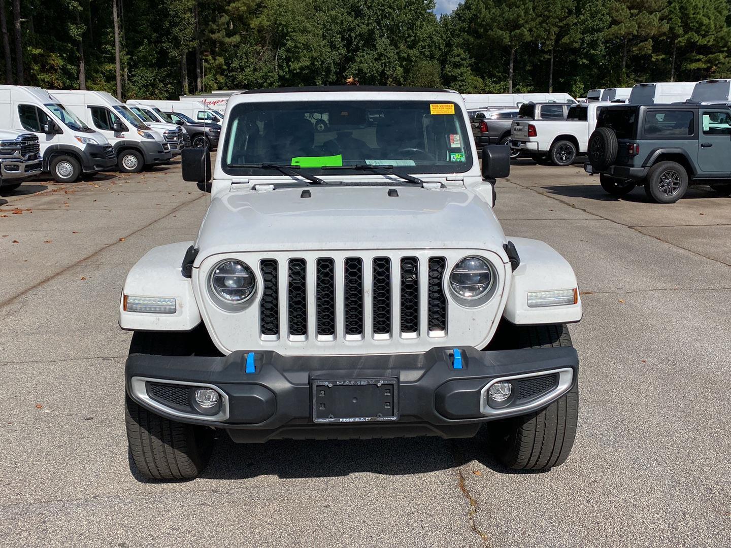 2022 Jeep Wrangler 4xe Unlimited Sahara photo 3