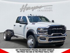 2026 Ram 5500 Chassis Cab TRADESMAN  CREW  4X4 60' CA Pickup