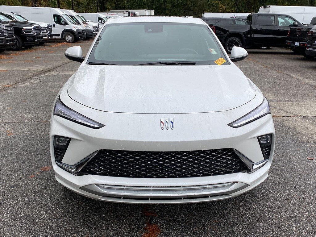 Used 2025 Buick Envista Avenir SUV