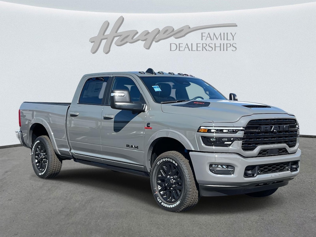 New 2026 Ram 2500 LIMITED CREW CAB 4X4 6'4 BOX Pickup