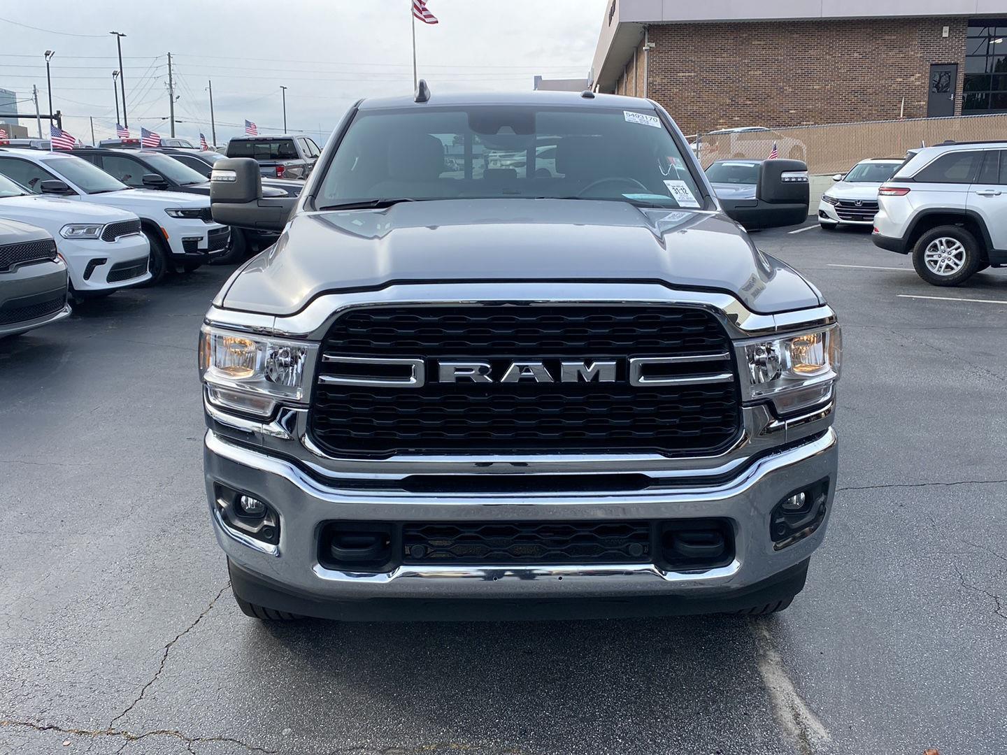 2024 Ram 2500 Big Horn photo 3
