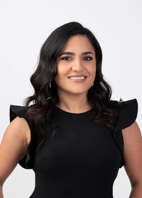 Staff member Carolina Belalcazar from ID_2c3ec16483f7