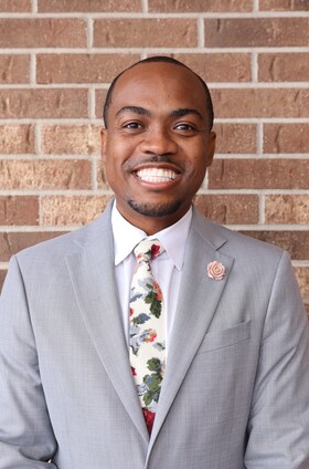 Staff member Ricky Hart from ID_2c3ec16483f7