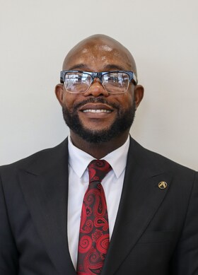 Staff member King-Arthur Ralphael from ID_2c3ec16483f7
