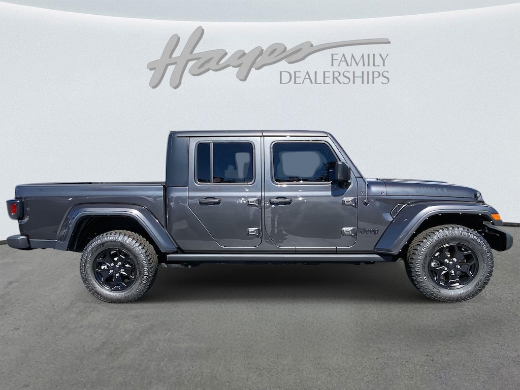 Used 2021 Jeep Gladiator Willys Truck