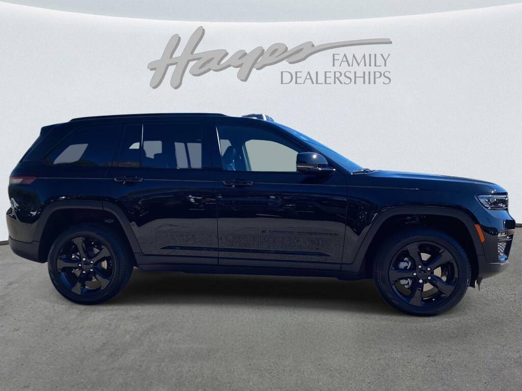 New 2025 Jeep Grand Cherokee LIMITED 4X4 Sport Utility