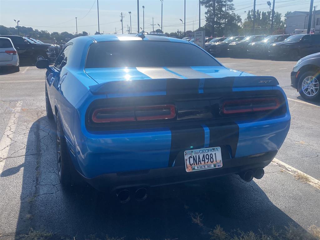 2015 Dodge Challenger SRT8 392 photo 3