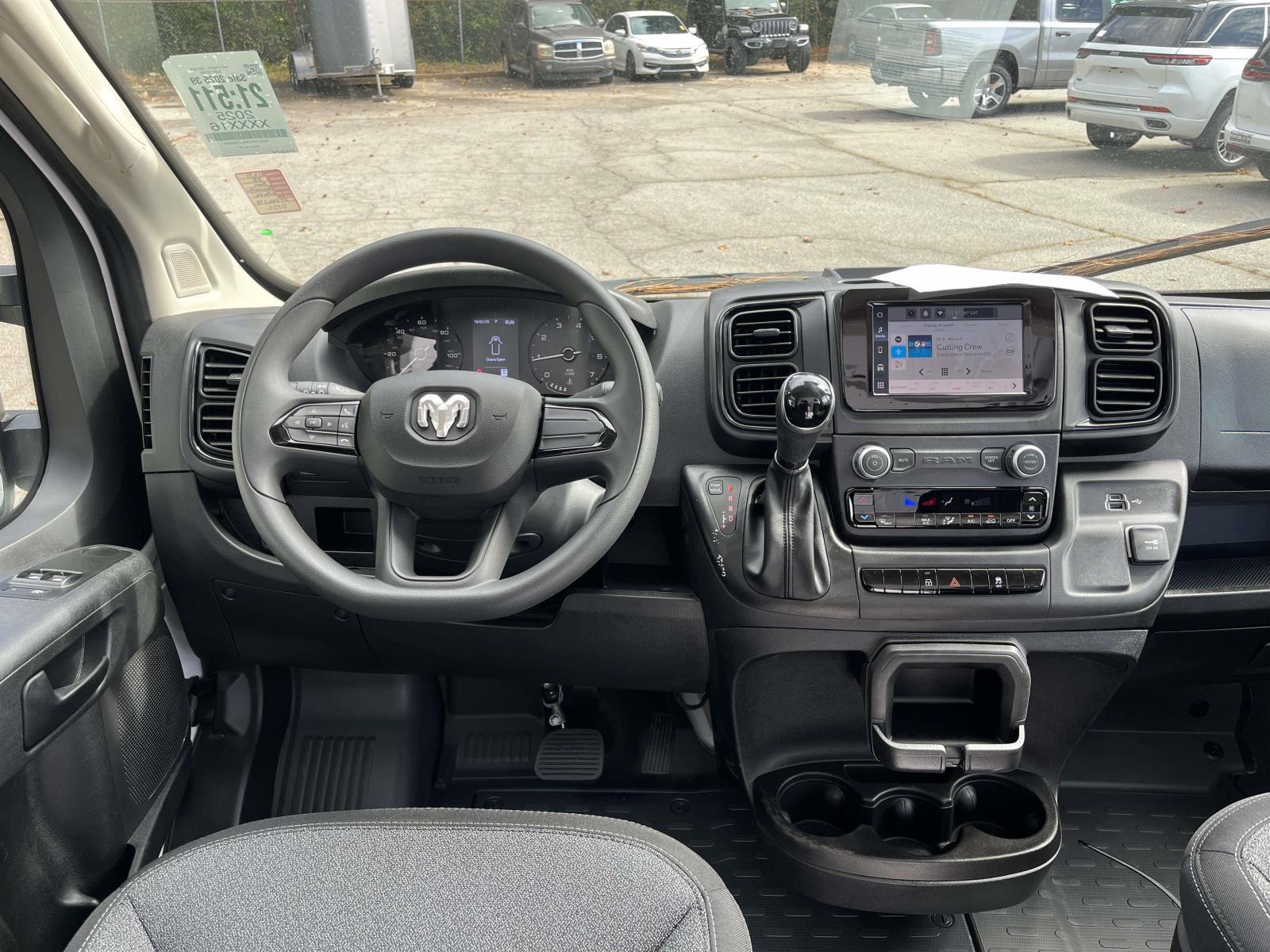 2025 Ram ProMaster 2500 photo 2