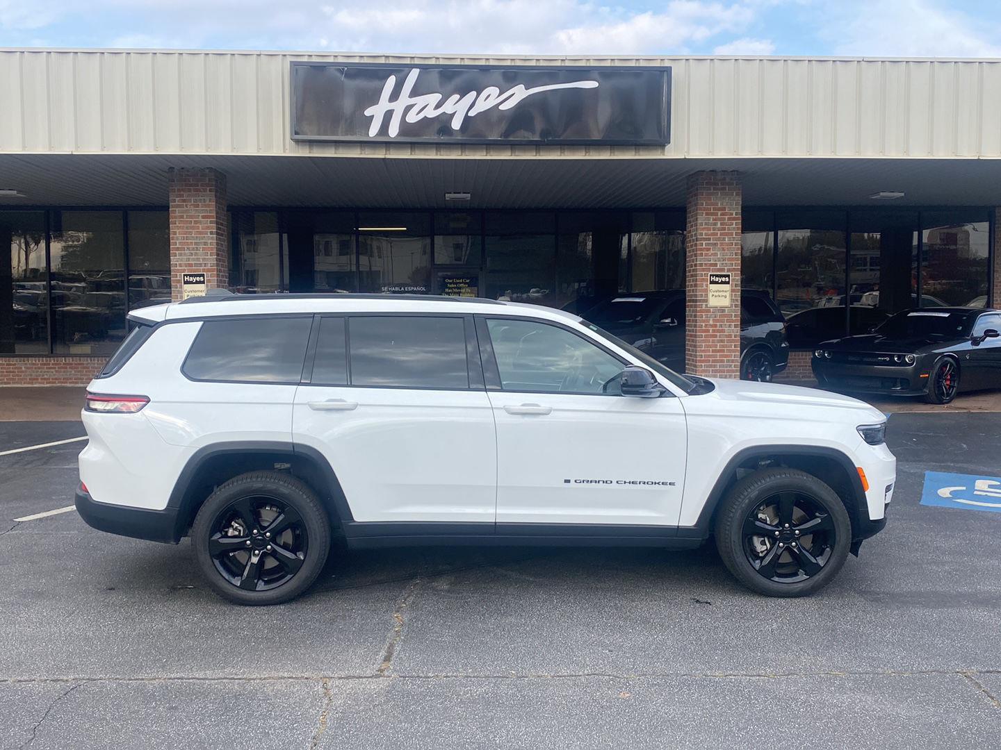 2025 Jeep Grand Cherokee Limited photo 4