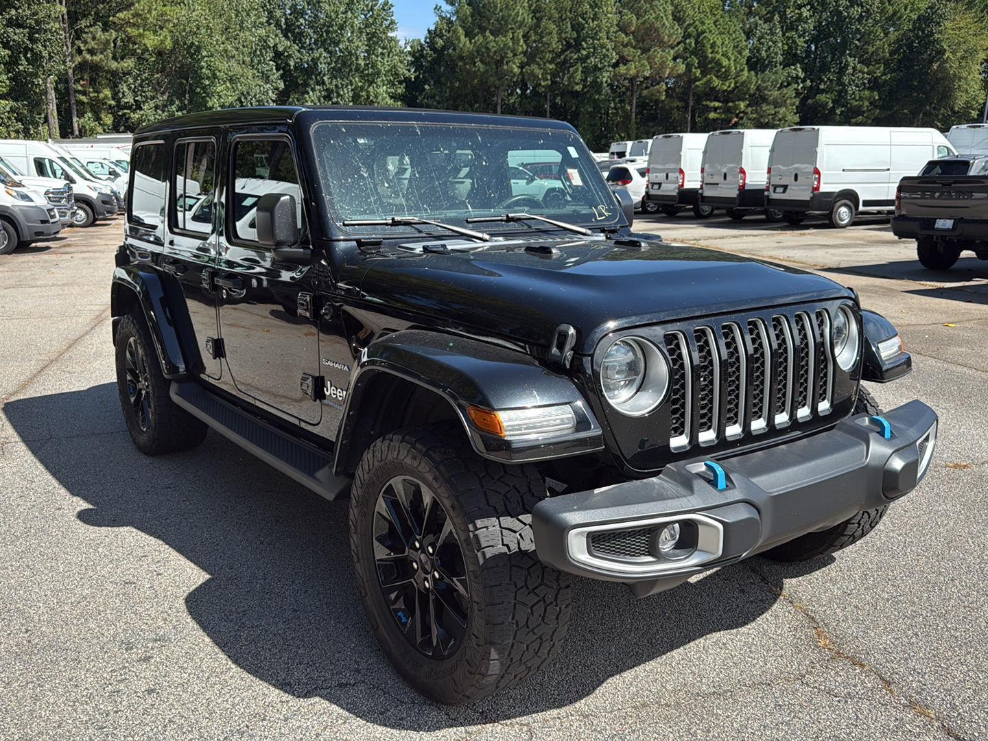 2023 Jeep Wrangler 4xe Sahara photo 2