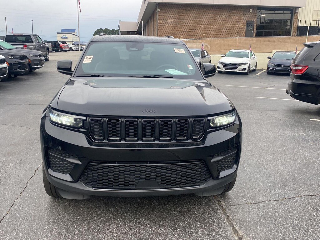Certified 2024 Jeep Grand Cherokee Altitude X SUV