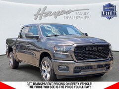 2026 Ram 1500 EXPRESS CREW CAB 4X2 5'7 BOX Pickup