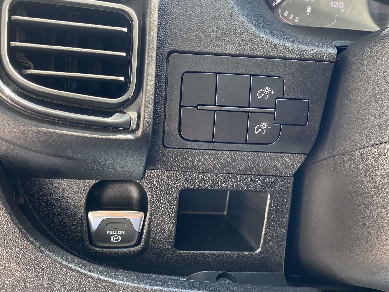 2025 Ram ProMaster 2500 photo 3