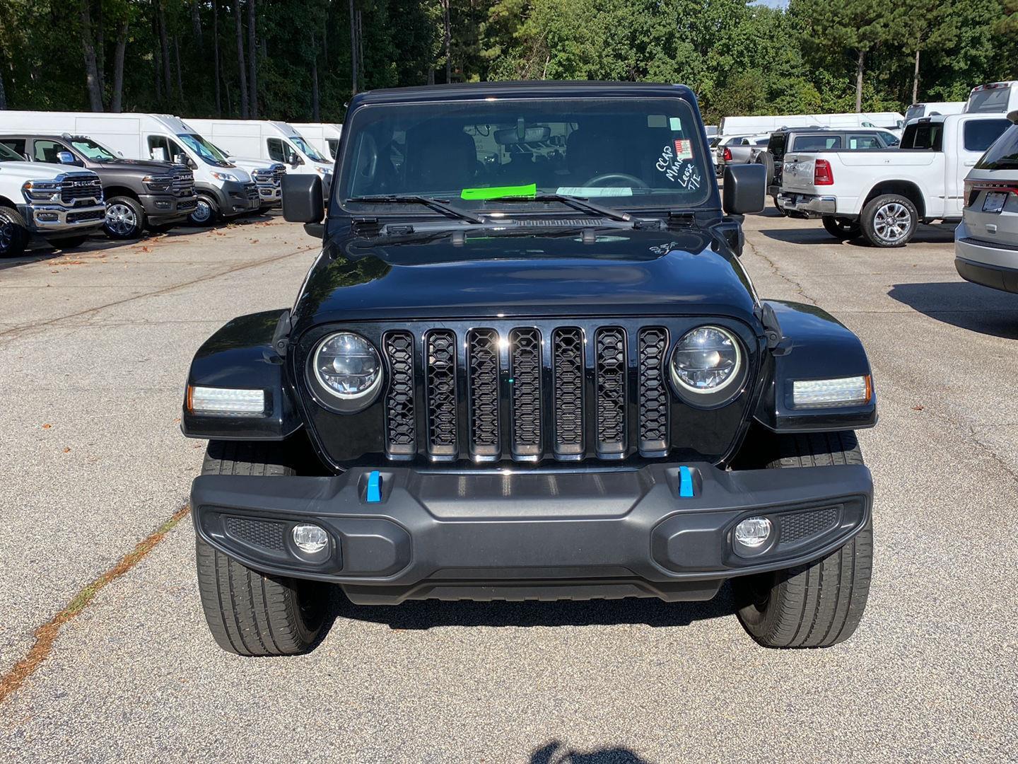 2023 Jeep Wrangler 4xe Sahara photo 2