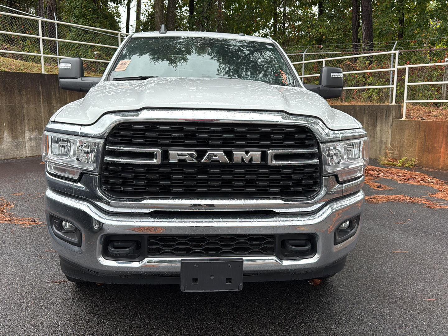2024 Ram 2500 Big Horn photo 3