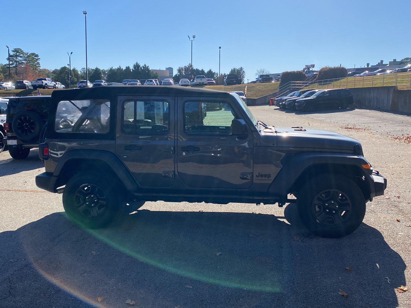 2024 Jeep Wrangler Sport photo 4