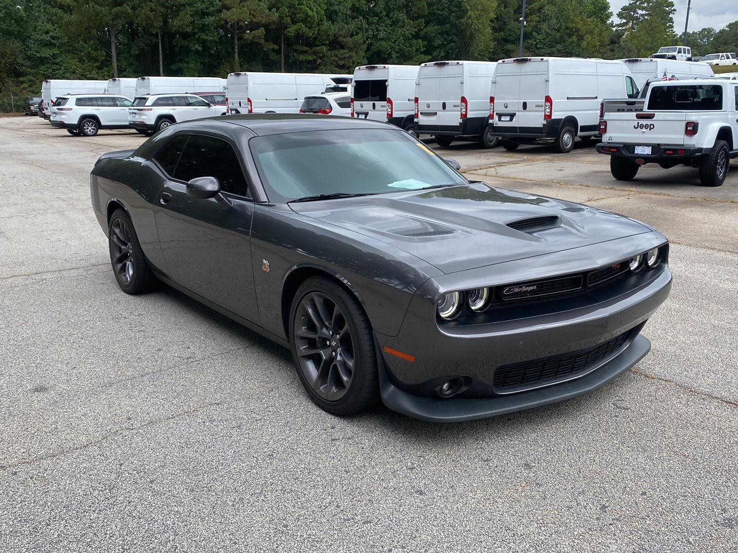2023 Dodge Challenger R/T Scat Pack photo 2