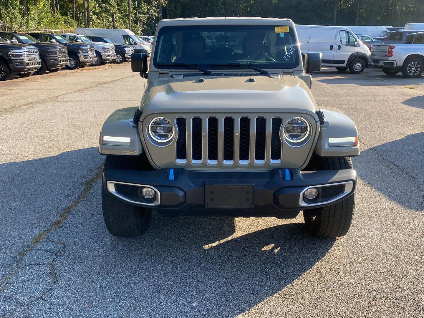 2022 Jeep Wrangler 4xe Unlimited Sahara photo 3