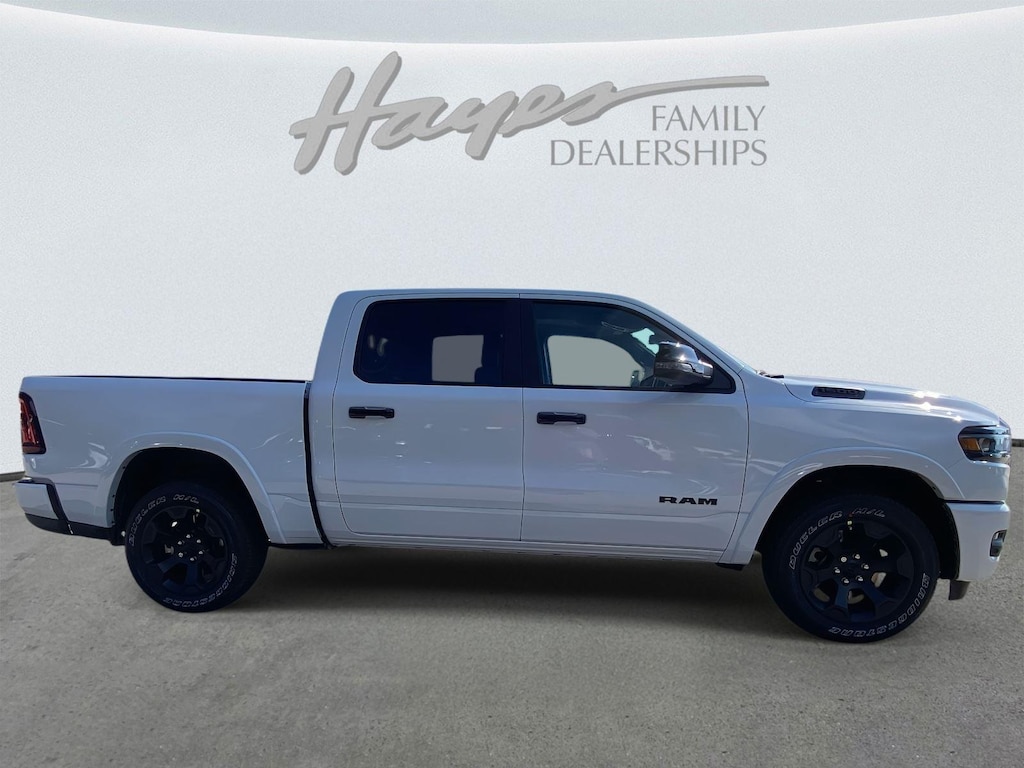 New 2026 Ram 1500 BIG HORN CREW CAB 4X2 5'7 BOX Pickup