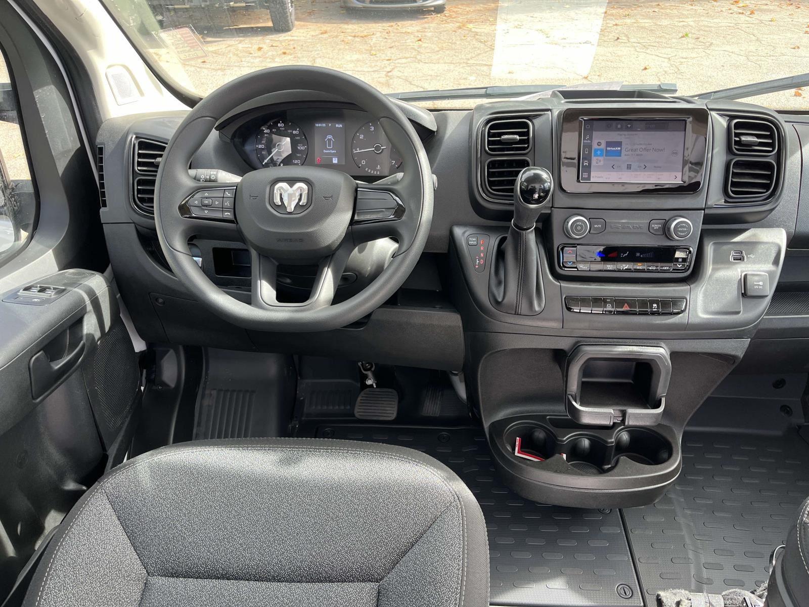 2025 Ram ProMaster 2500 photo 2