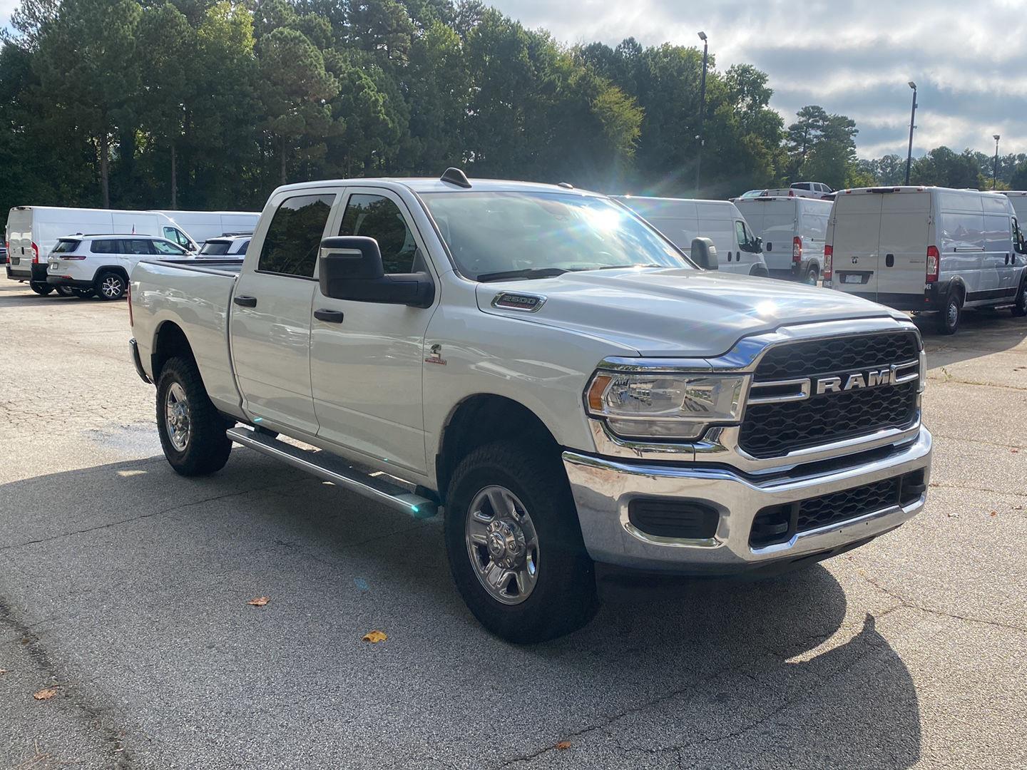 2023 Ram 2500 Tradesman photo 2