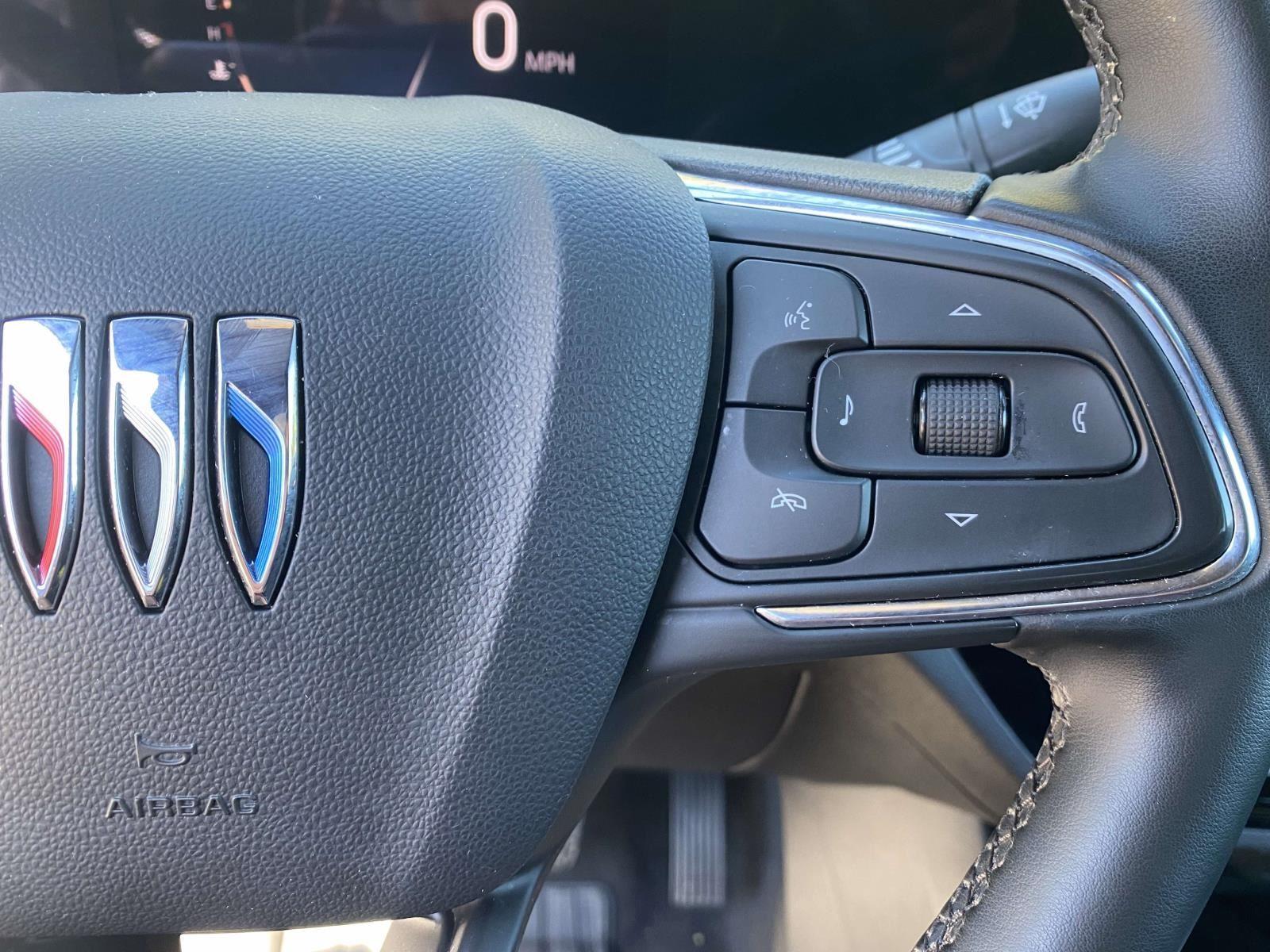 2025 Buick Envista Avenir photo 3