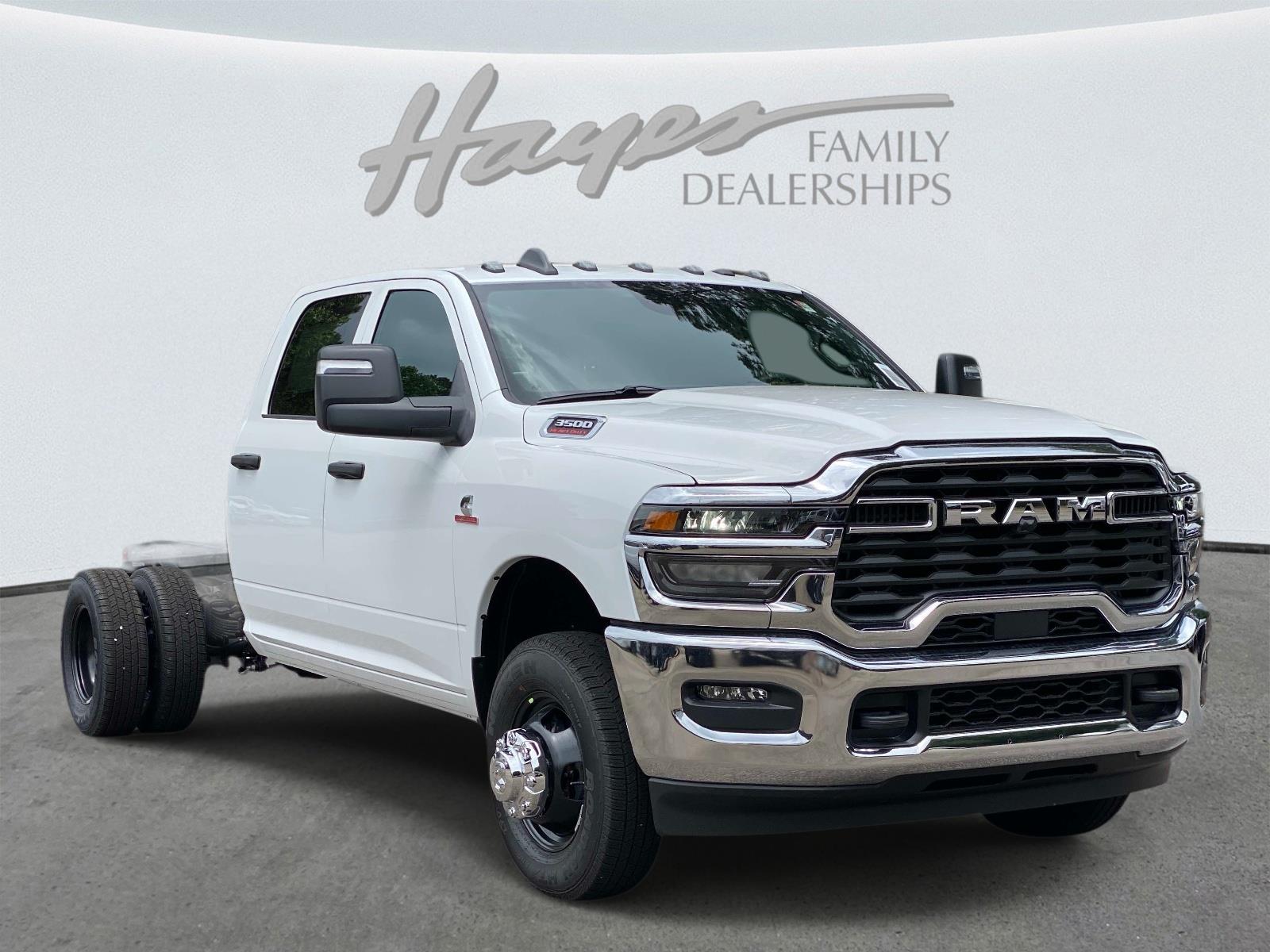 2026 RAM 3500 Tradesman 4X4 Crew Cab's photo