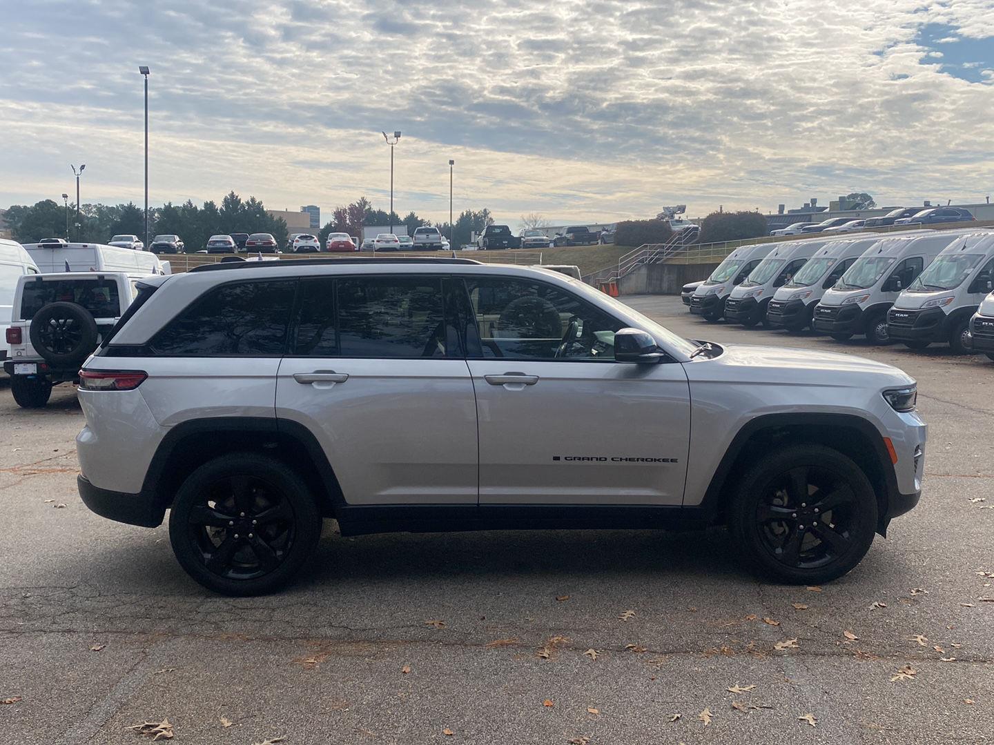 2024 Jeep Grand Cherokee Altitude X photo 4