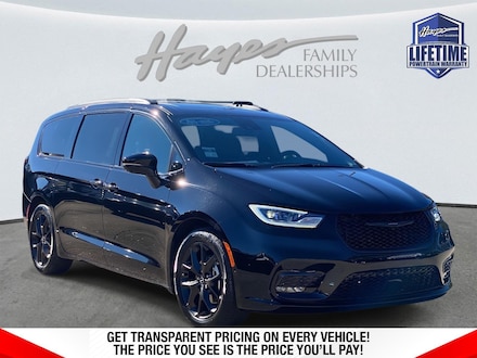 2026 Chrysler Pacifica LIMITED Passenger Van