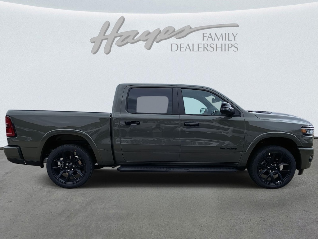 New 2026 Ram 1500 LARAMIE CREW CAB 4X4 5'7 BOX Pickup