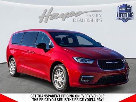 2026 Chrysler Pacifica SELECT Passenger Van