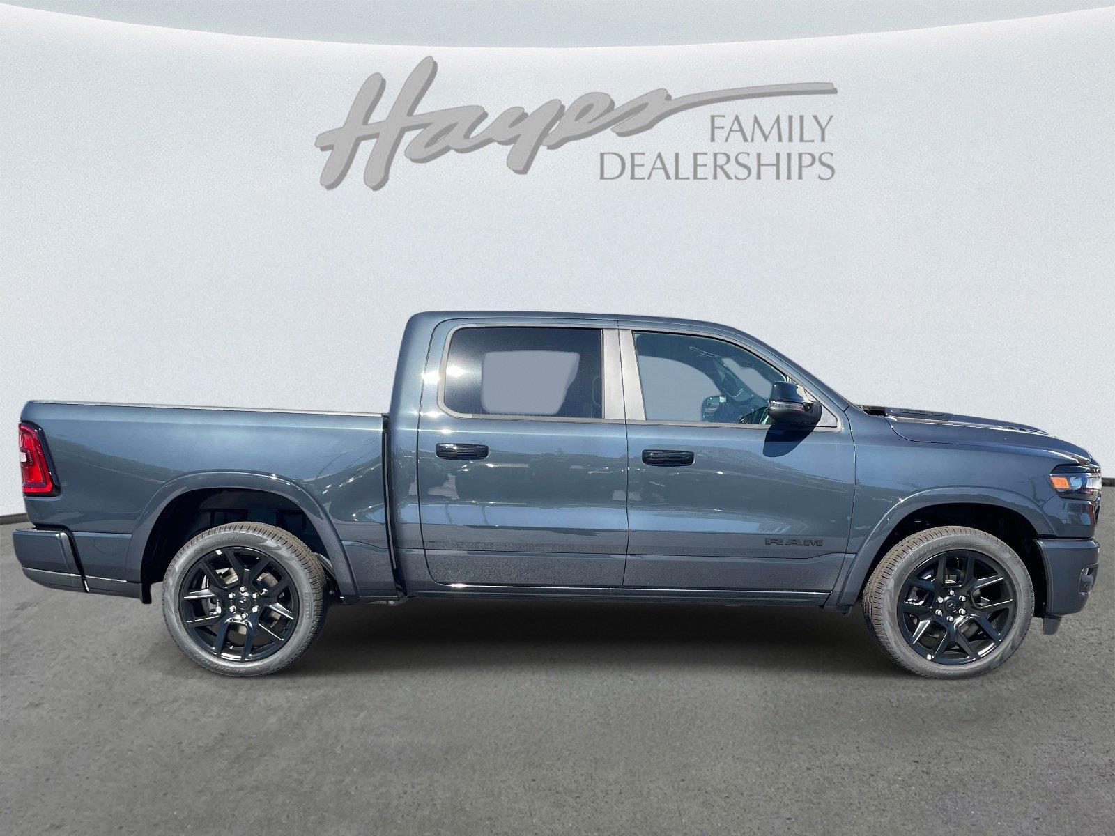 New 2027 Ram 1500 LARAMIE CREW CAB 4X4