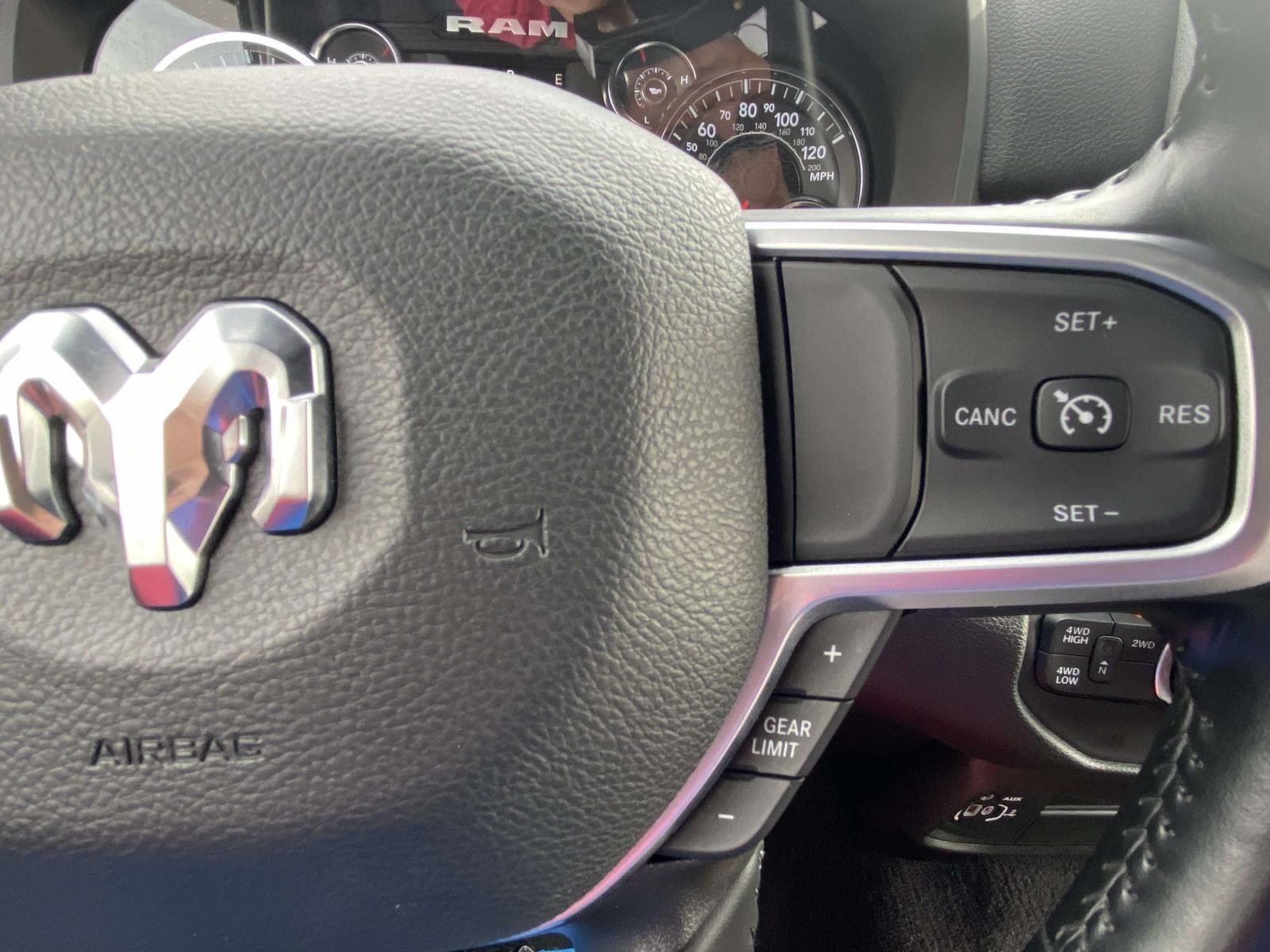 2024 Ram 2500 Big Horn photo 4