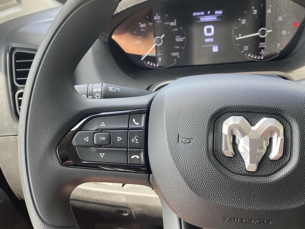 New 2025 Ram ProMaster PROMASTER 1500 TRADESMAN CARGO VAN LOW ROOF 118' W Cargo Van